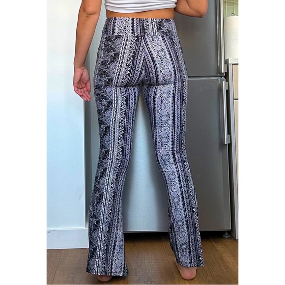 SATINA boho flair pants - Picture 3 of 5